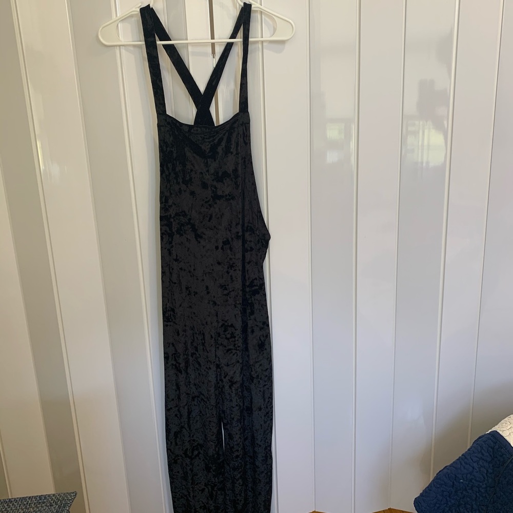 Black velvet Jumpsuit